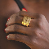 HAMMERED CURVE BAND