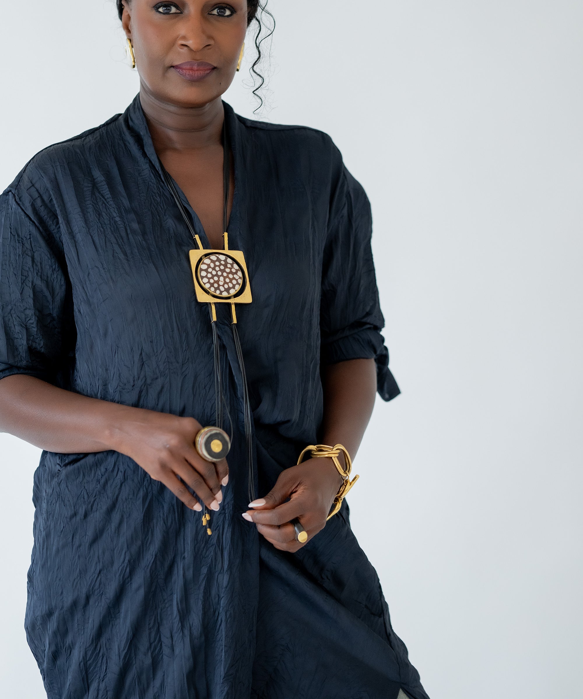 ROUGY NECKLACE